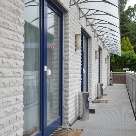 Hotel B8 Voerde エクステリア 写真