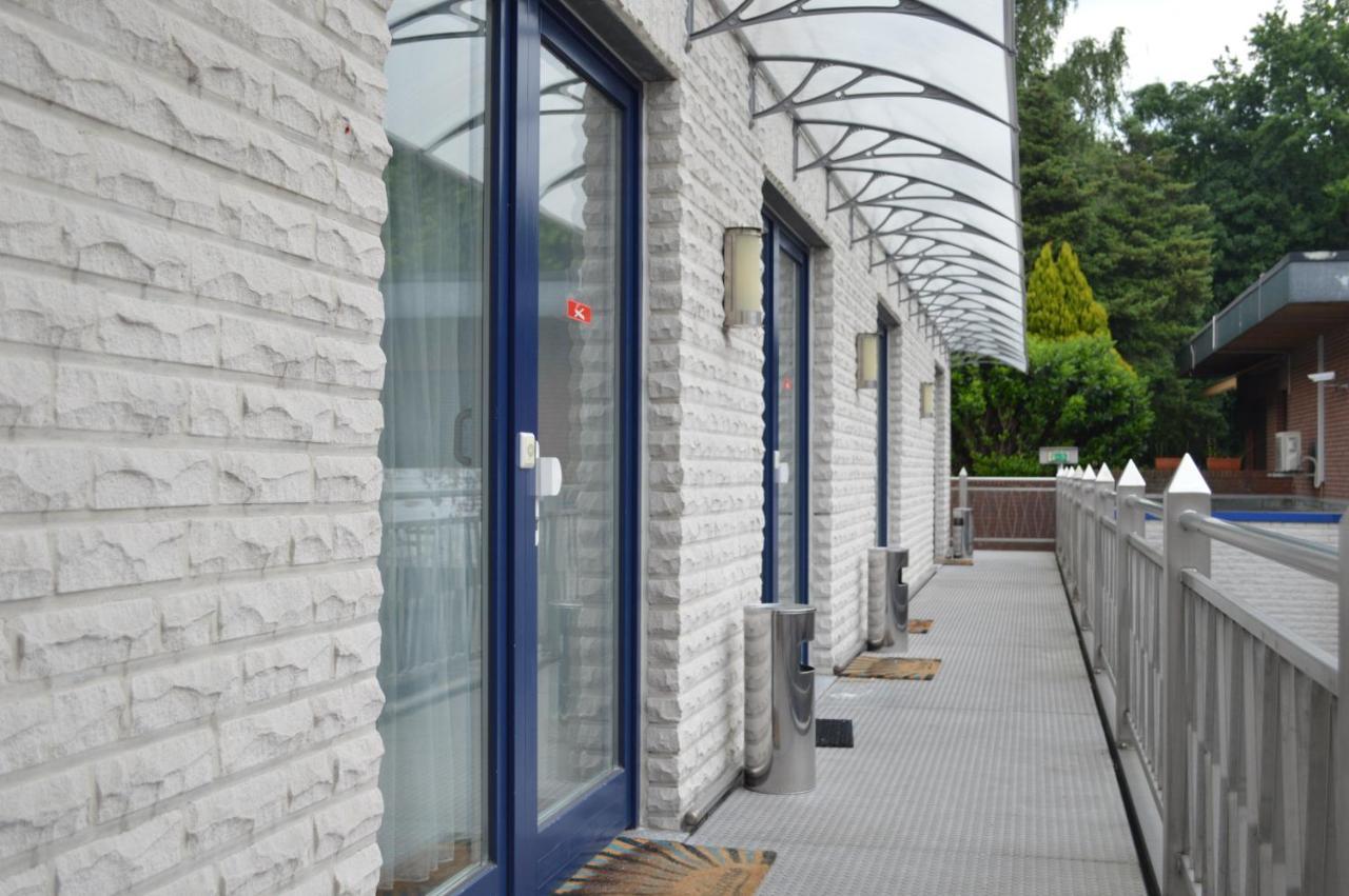 Hotel B8 Voerde エクステリア 写真