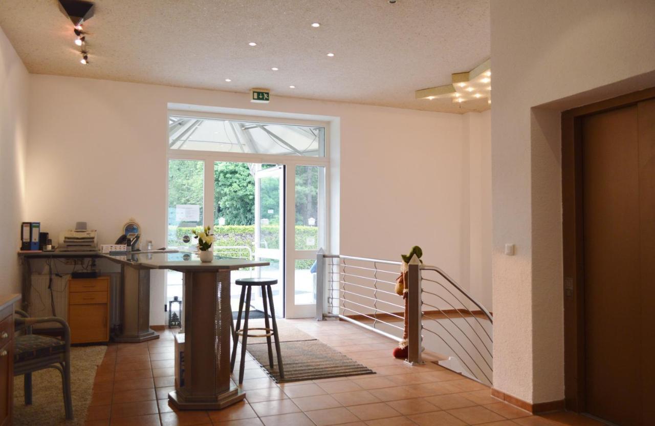 Hotel B8 Voerde エクステリア 写真